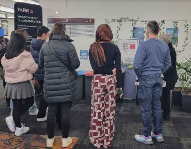 Ultimo Sustainability Hub students in information session