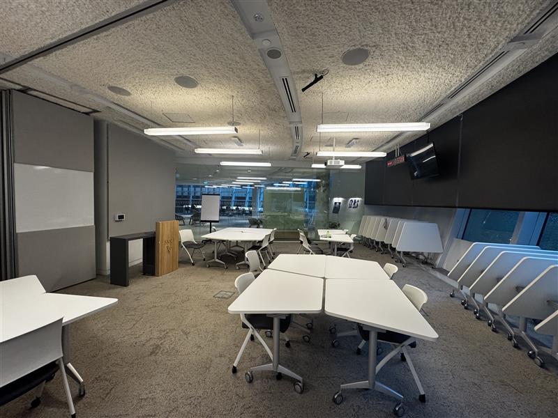 Library Learning Lab Facilities in KGC Law Library - Library Event Spaces - Research Guides ...