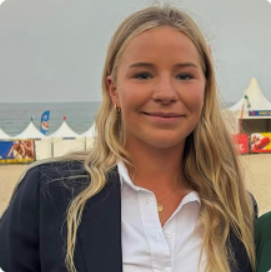 Young woman with long blonde hair